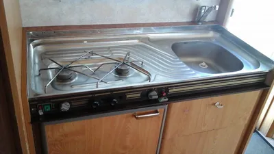 caravane caravelair avec frigo au gaz a salon de provence 13300