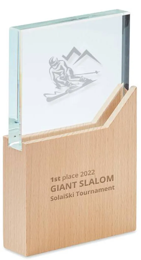 trophée plexiglas et bois clair à marseille