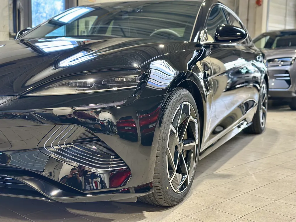 Partenariat BYD – Traitement céramique et detailing haut de gamme à Lyon proche Ecully 