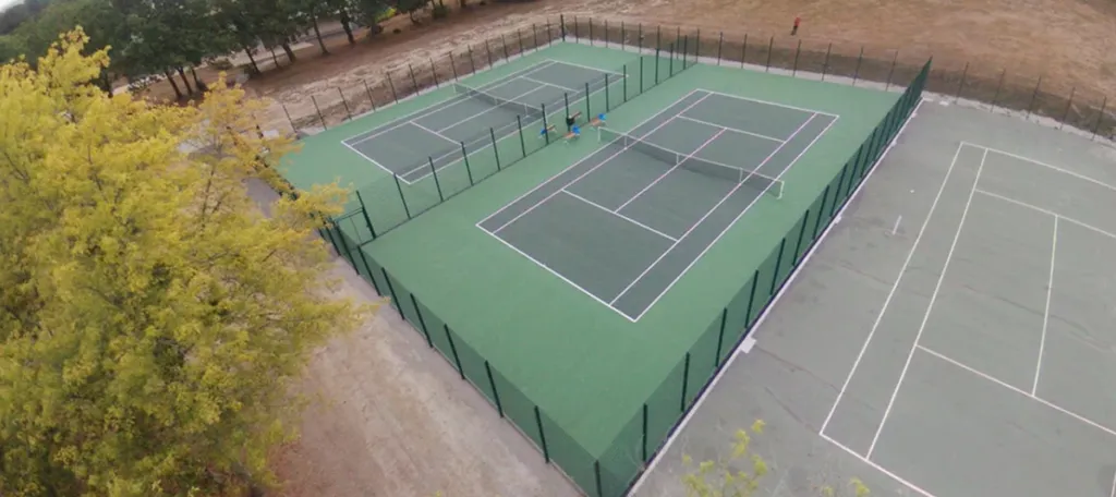 Rénovation de terrains de tennis à Haute Goulaine