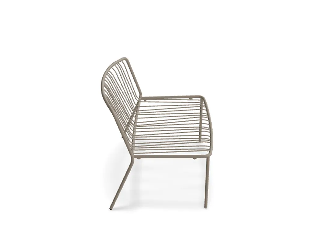Fauteuil d'extérieur BLIS pour espaces extérieurs haut de gamme confort durable à Toulon, Aix-en-Provence, Fréjus & Région PACA, solutions pro et collectivités