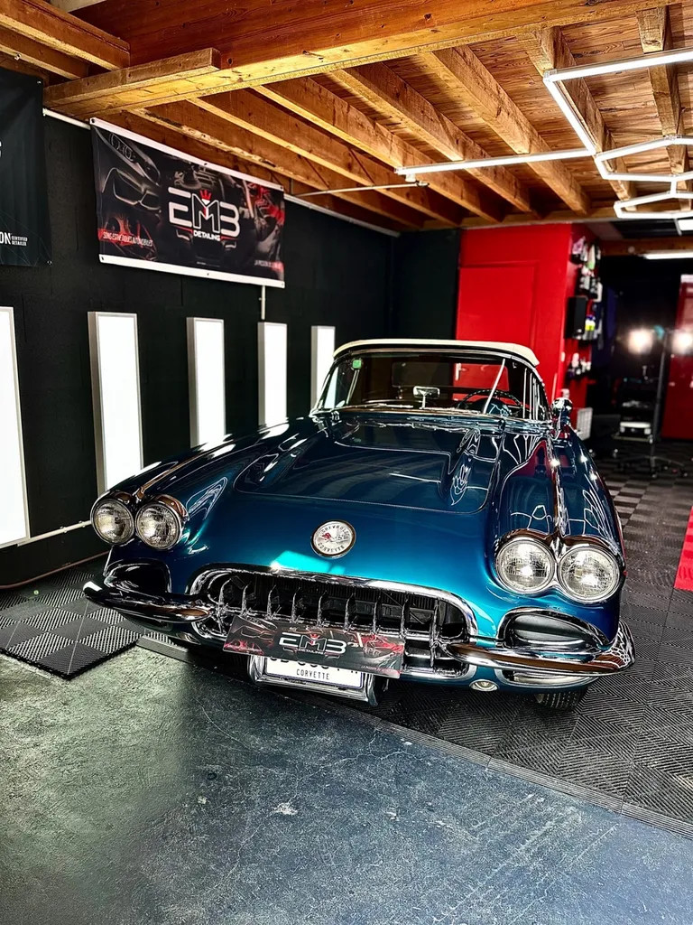 protection carrosserie traitement céramique Gyeon infinite Lyon Chevrolet corvette C1 1959