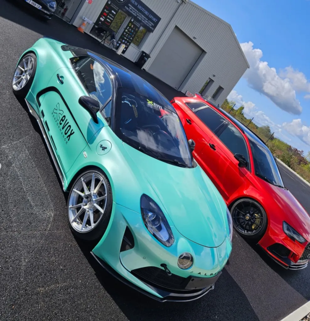 New Motors Sport – Spécialiste de la personnalisation automobile et moto en Gironde