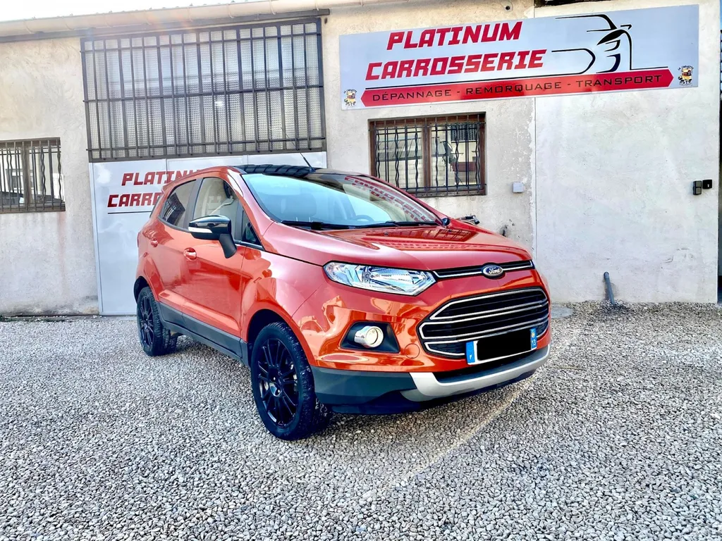 Réparation de l'aile arrière sur Ford 