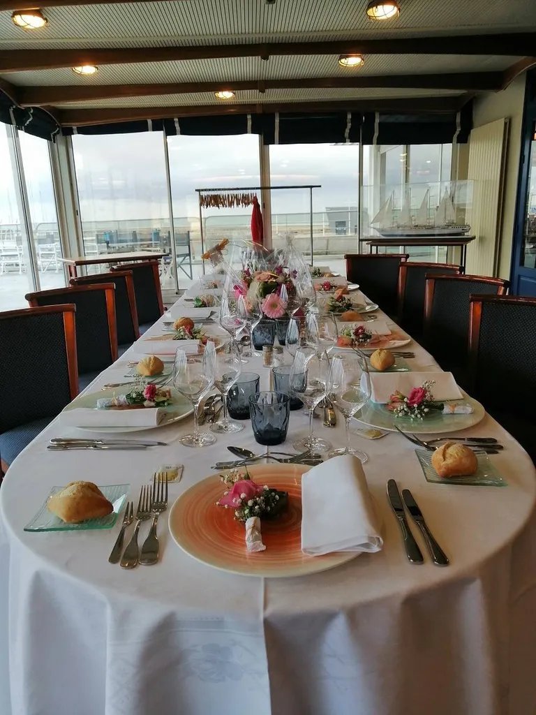 Trouvez un restaurant avec un Menu pour un Groupe, vue mer Le Havre