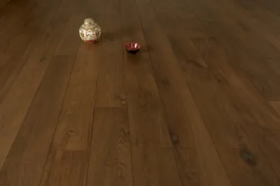 parquet marron point de hongrie
