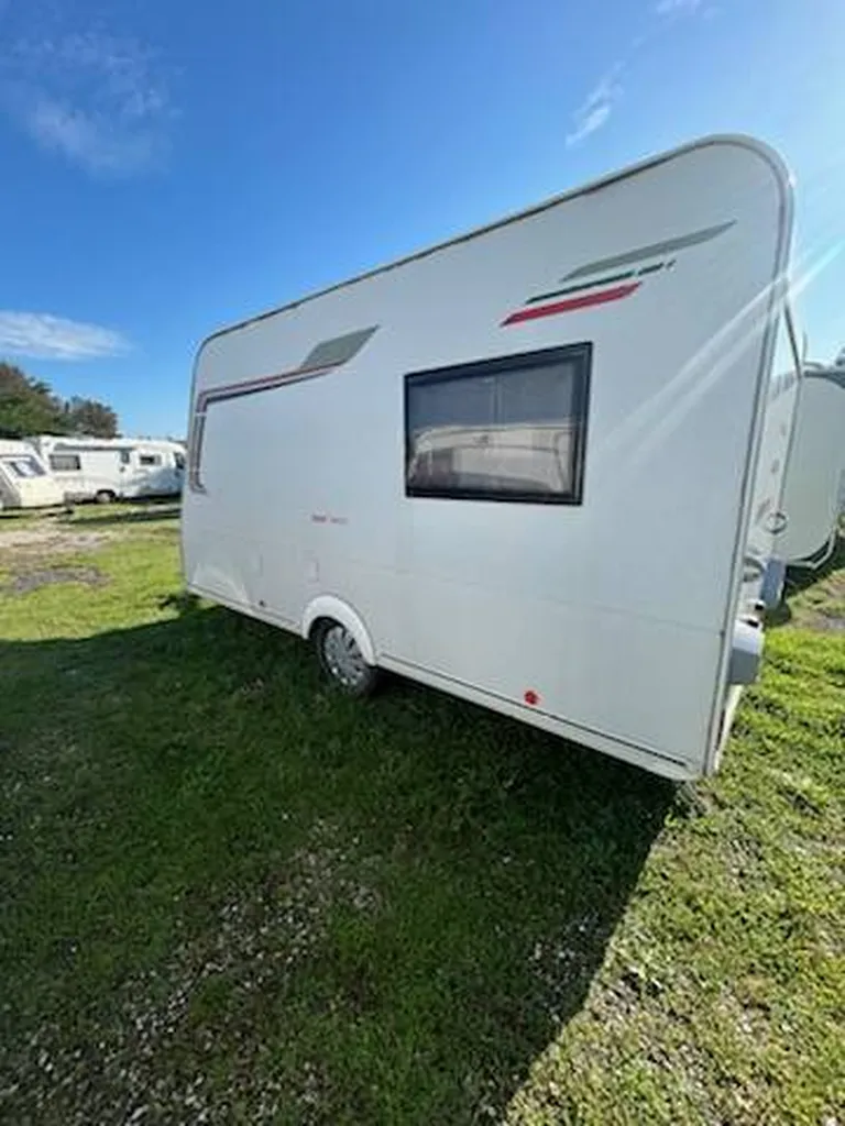 Caravane Neuve Sterckeman EASY 390CP (VENDUE) - Compacte 3 Places - MIDI 13 LOISIRS