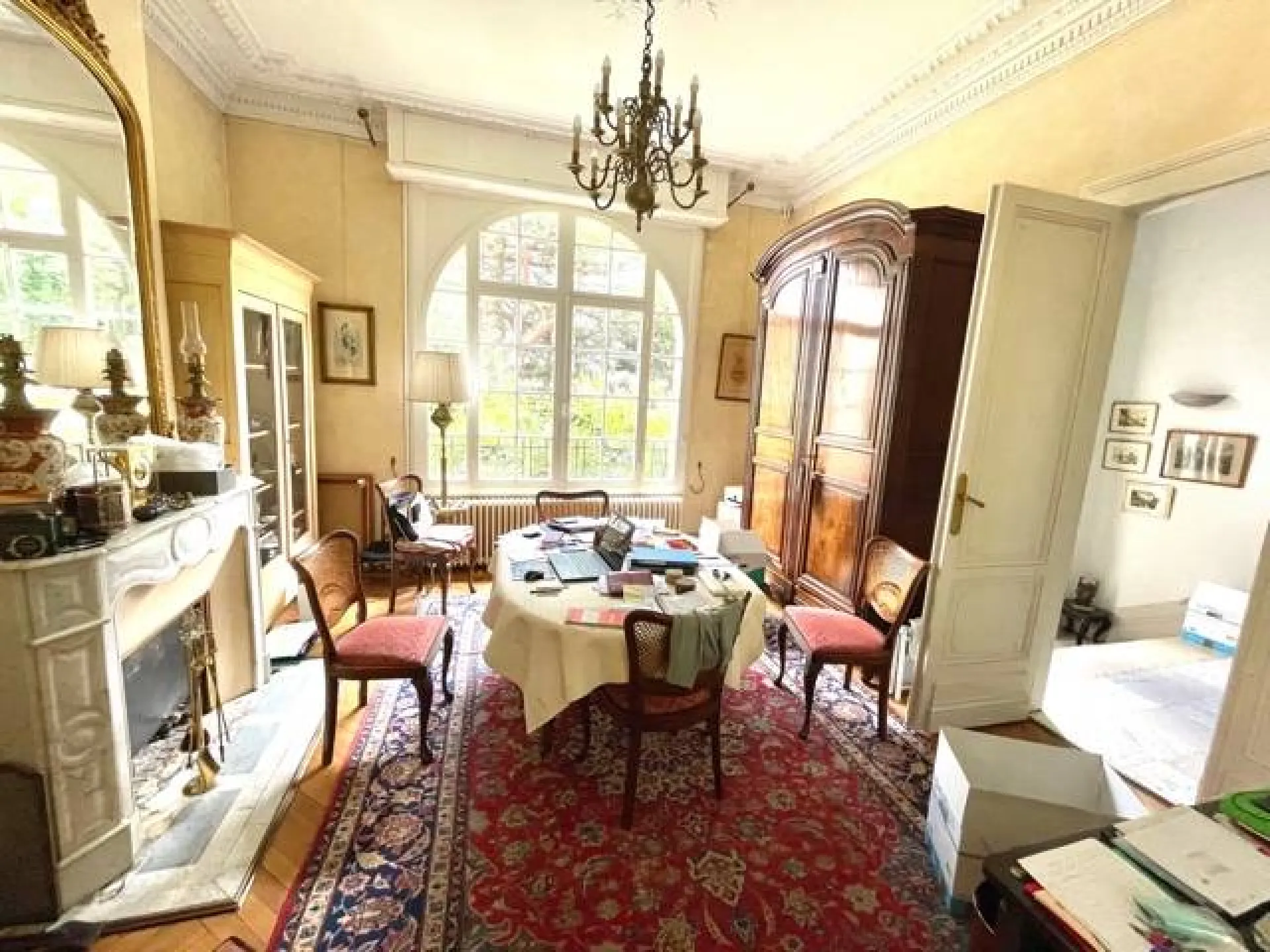 A vendre belle maison en pierre Bordeaux Caudéran Entre Primerose et Saint Augustin 
