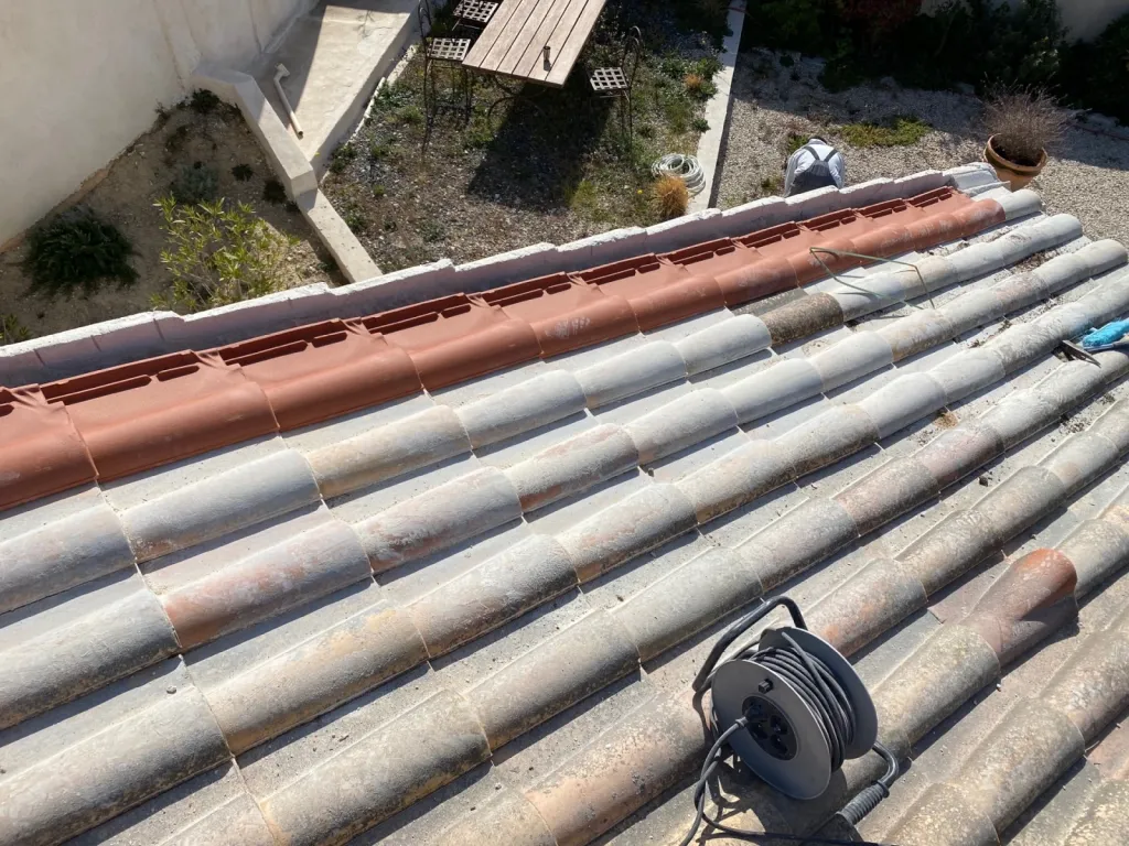 pose des tuiles sous rive sur aix en provence