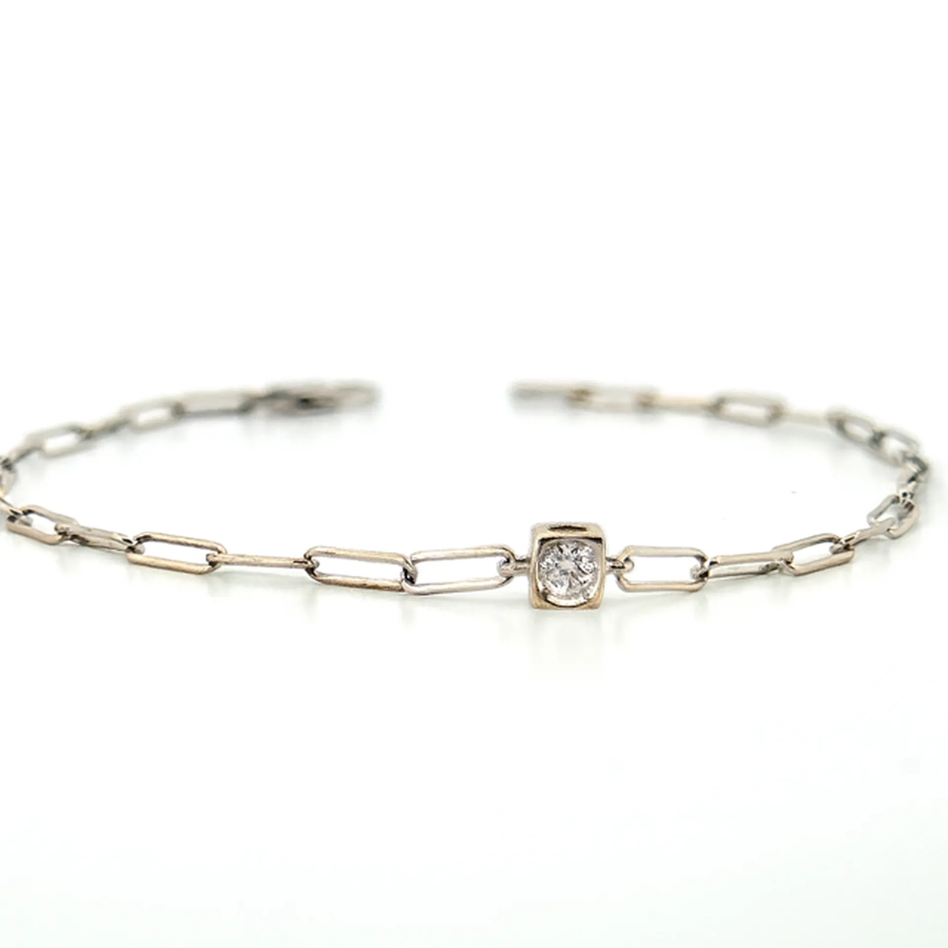 Bracelet Dinh Van Cube avec diamant 0.07 ct HSI – Bijouterie Or Ligne près d’Arcachon
