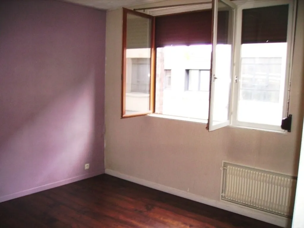 Vends appartement T2 proche le Neubourg 27110