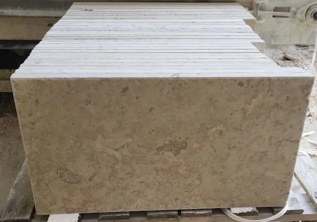 Dallage en pierre de Dordogne Montagnac d'Auberoche Limeyrat