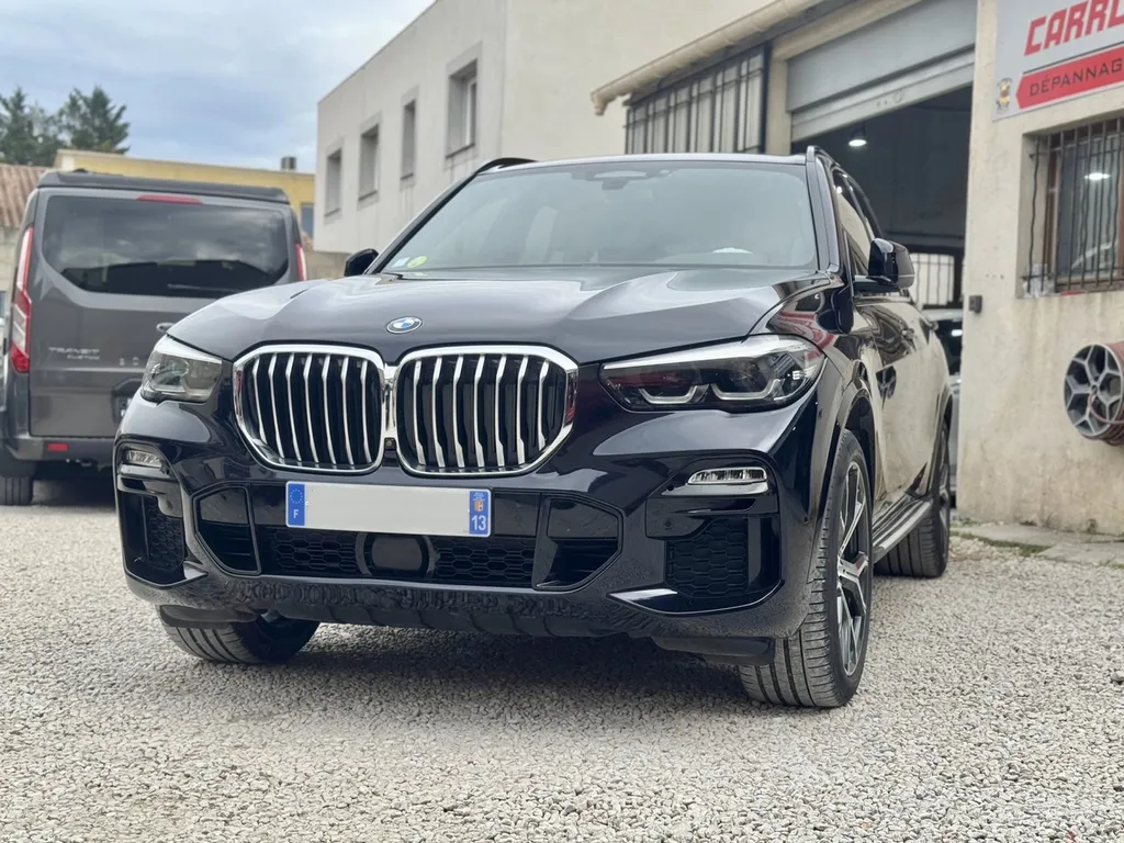 Réparation BMW X5 suite à un vandalisme à Carnoux proche de la Ciotat et Cassis