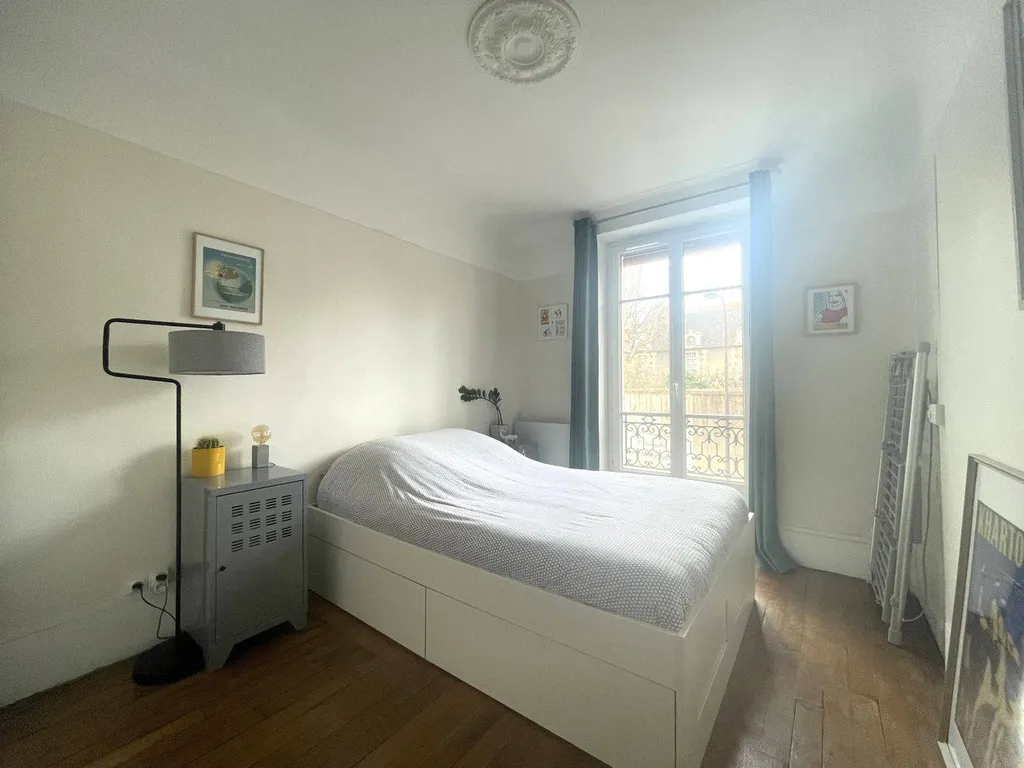 2 Pièces 75010 42 m²