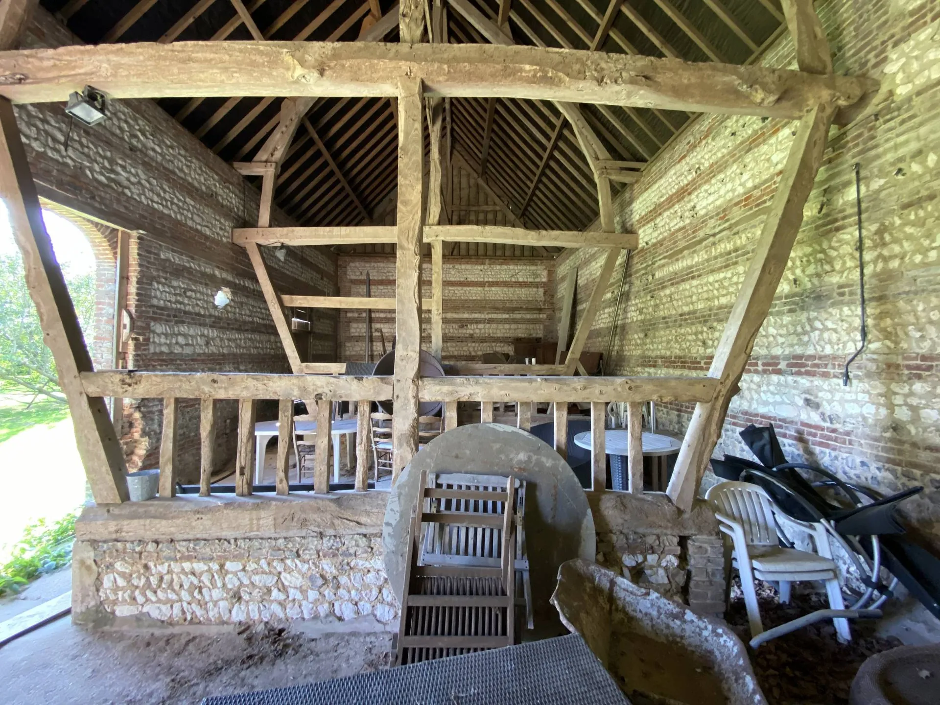 Vends manoir à la campagne offrant 5 chambres dont 4 suites parentales