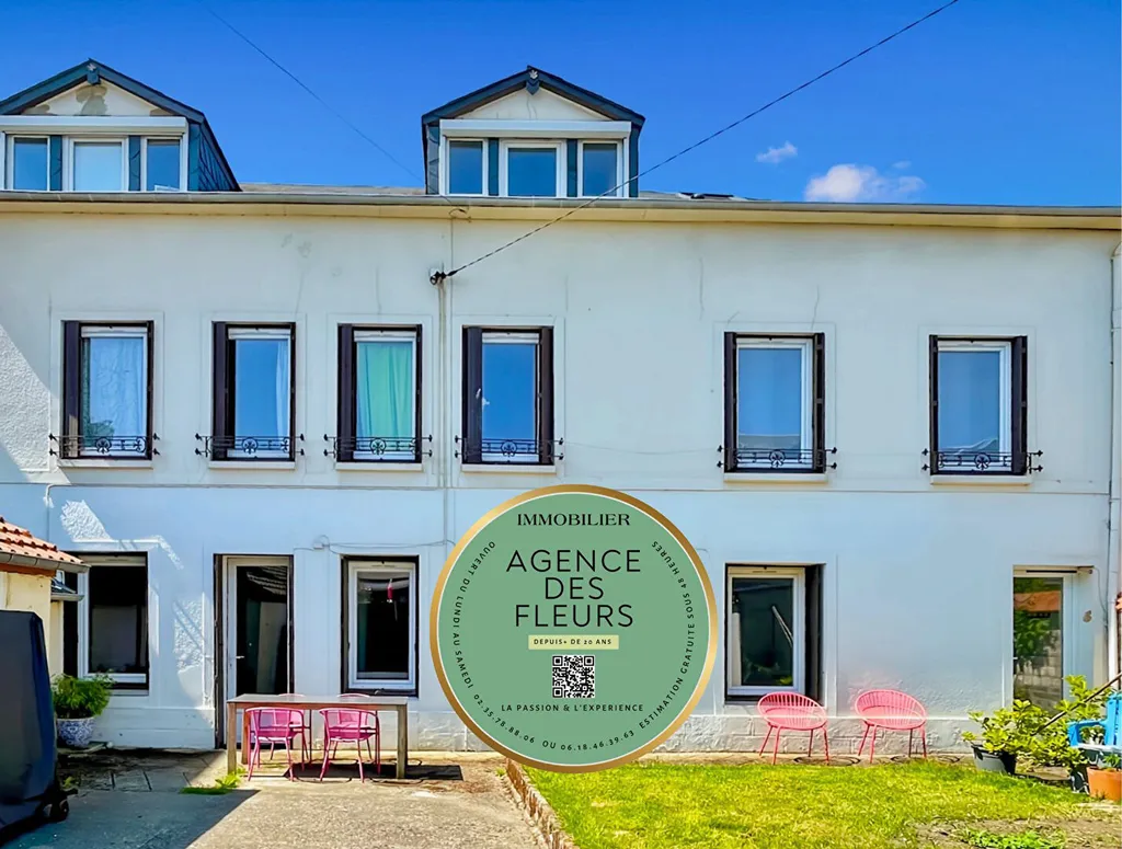 À vendre, maison de 135 m² édifiée sur 223 m² de terrain située à ELBEUF 76500