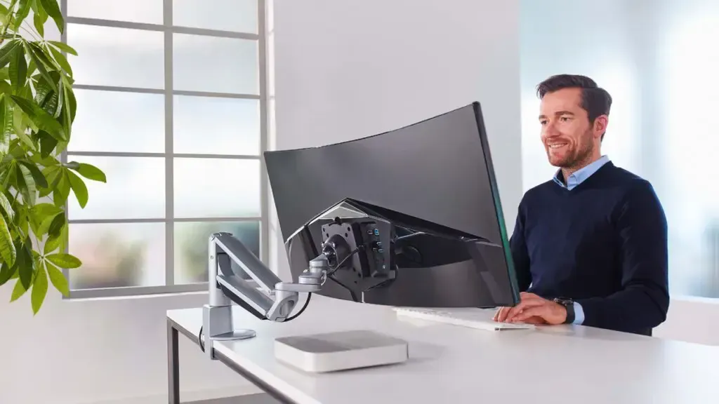 Bras ergonomique pour grand écran à Lyon
