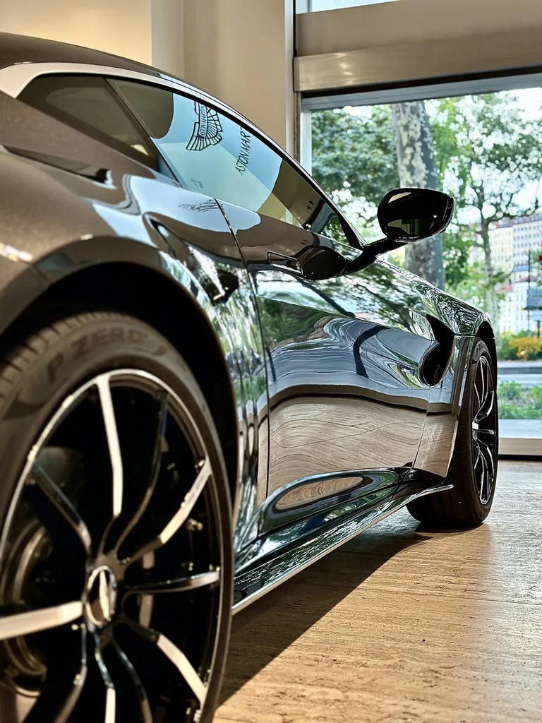 DETAILING protection carrosserie film de protection PPF et traitement céramique carosserie Aston Martin Vantage Lyon 6