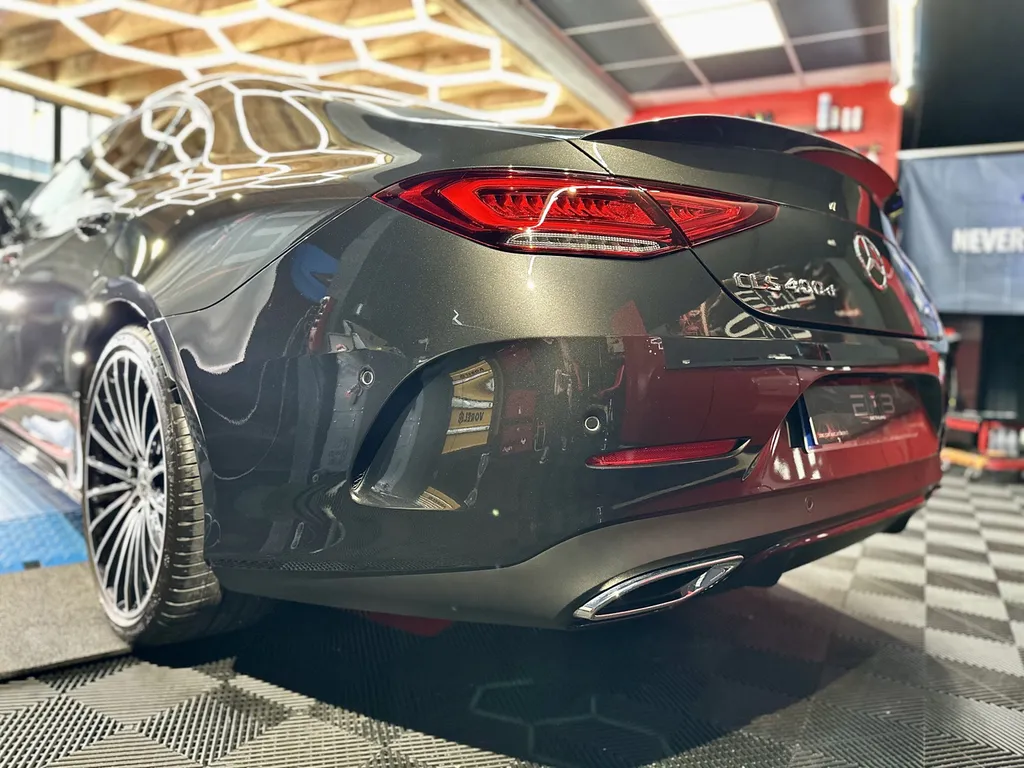 spécialiste du traitement céramique sur lyon Mercedes CLS