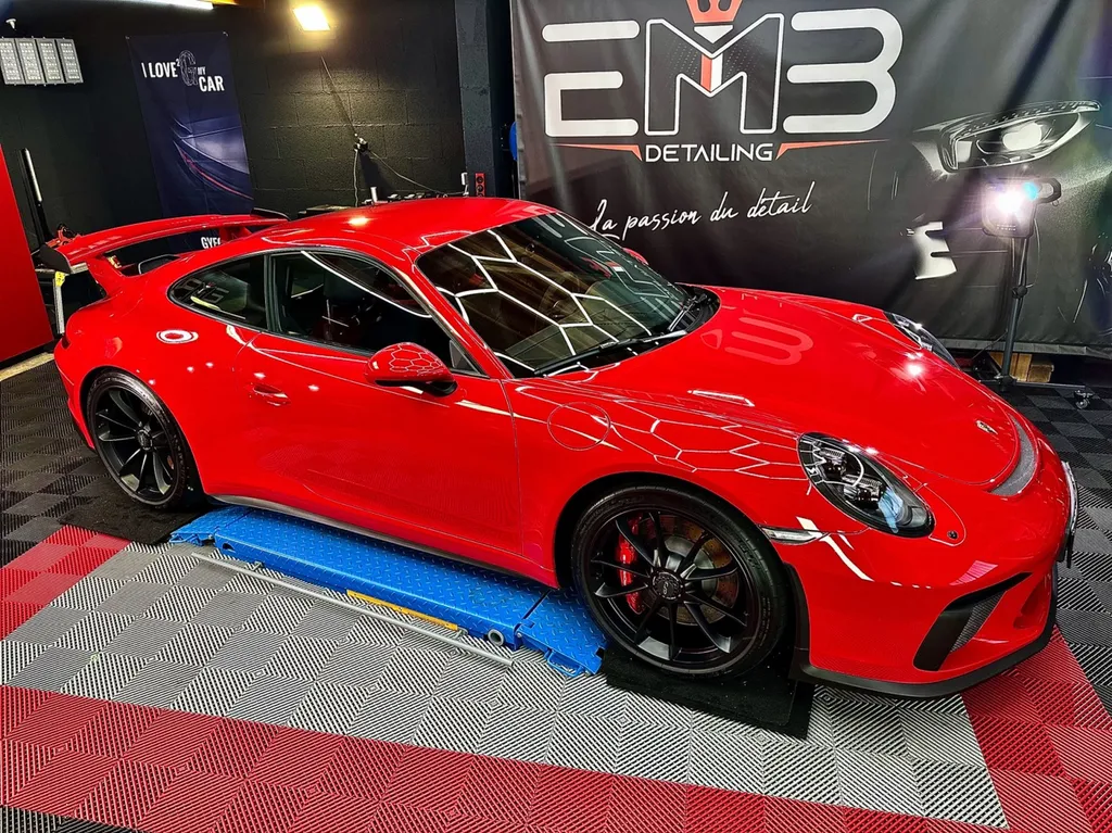 centre de DETAILING Lyon protection céramique film de protection PPF Porsche GT3