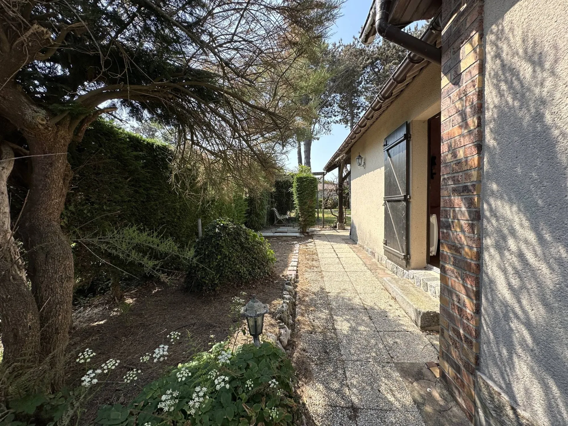 A vendre en Seine-Maritime maison avec beau potentiel et vue sur la mer, 76.
