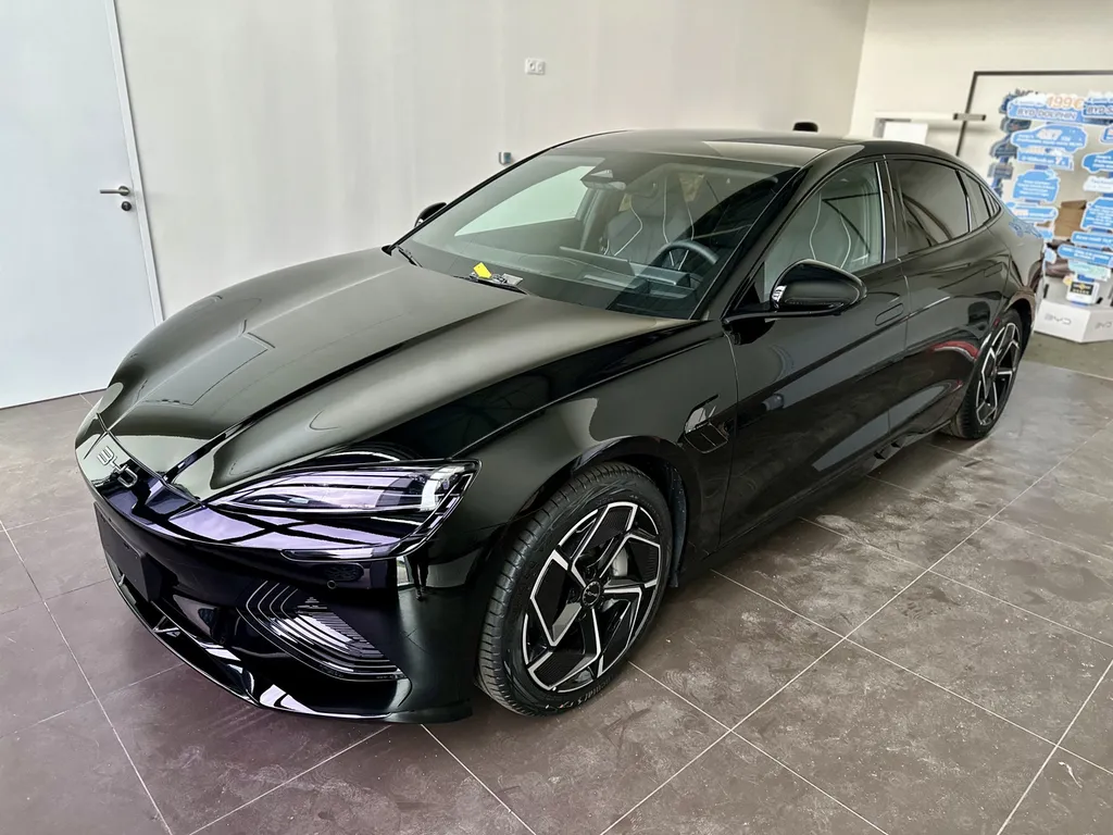 Partenariat BYD – Traitement céramique et detailing haut de gamme à Lyon proche Ecully 