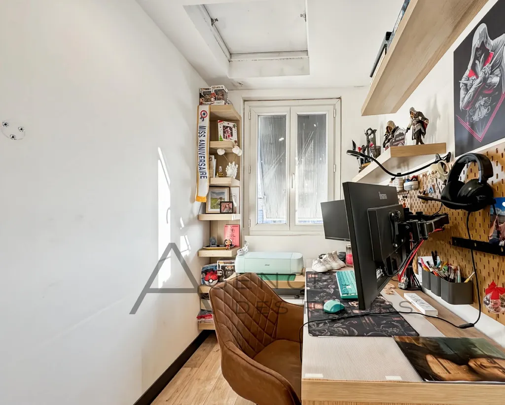 A vendre jolie maison rénovée de 121 m² sur un terrain de 365 m² située à Caudebec-les-Elbeuf 76320