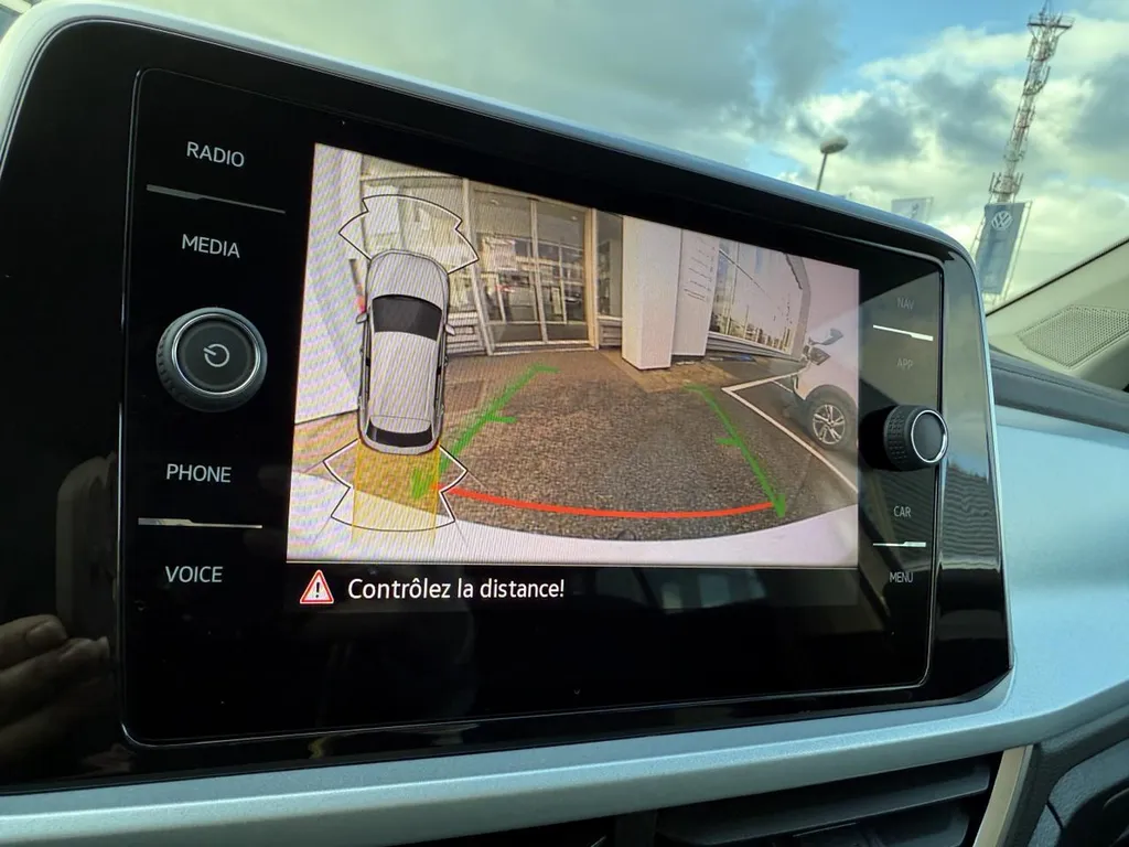 Vente Volkswagen T-Roc occasion à Rouen : SUV Diesel Automatique récent disponible chez votre concessionnaire Normandie