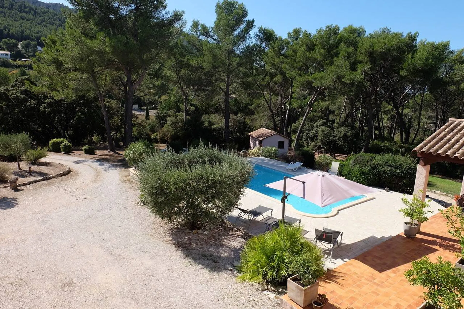 Roquefort la bedoule vente villa