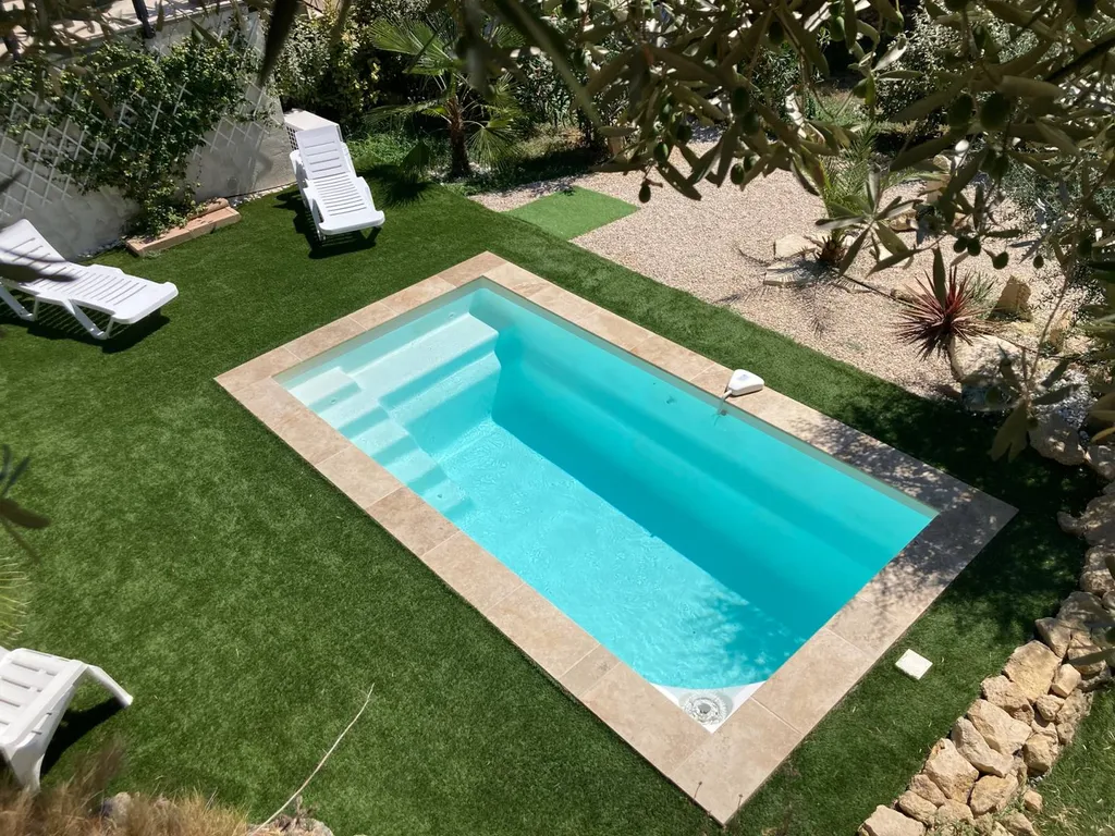 mini piscine en coque polyester Alliance, à Sanary dans le Var