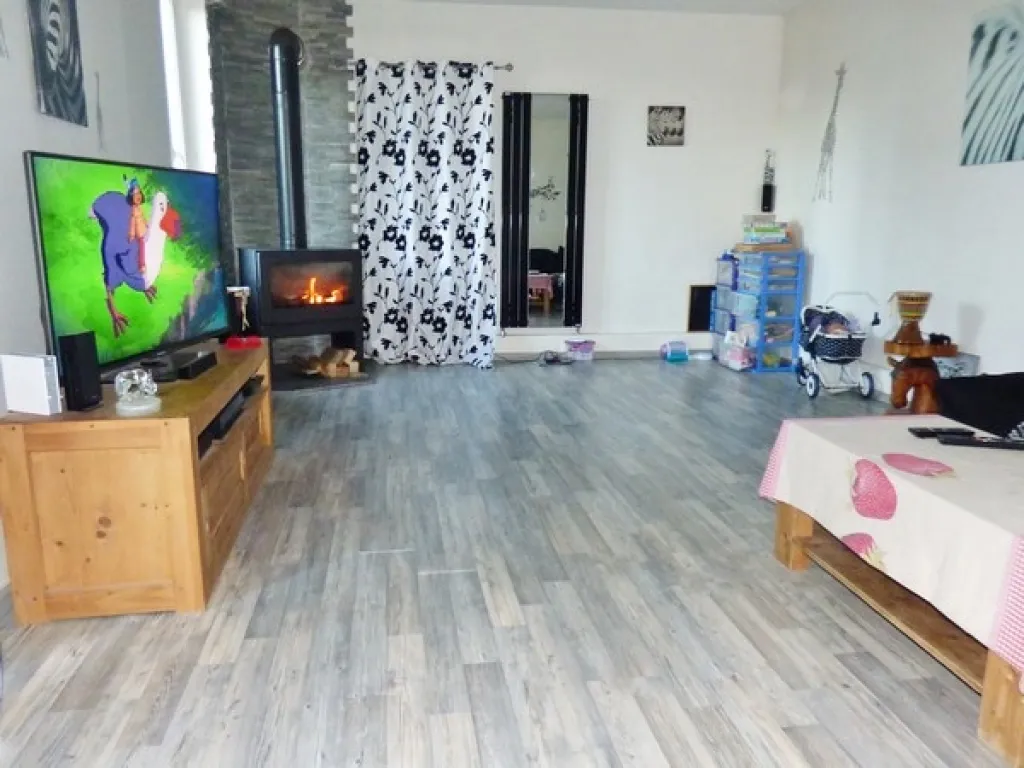 Ou trouver une maison avec 3 étages proche de cléon 76