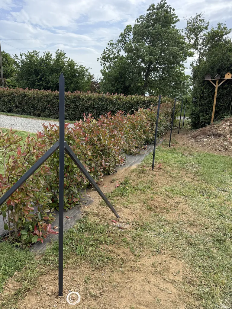 Pose de 100 mètres linéaires de clôture souple anthracite hauteur 1m53 à Toulouse proche de Muret