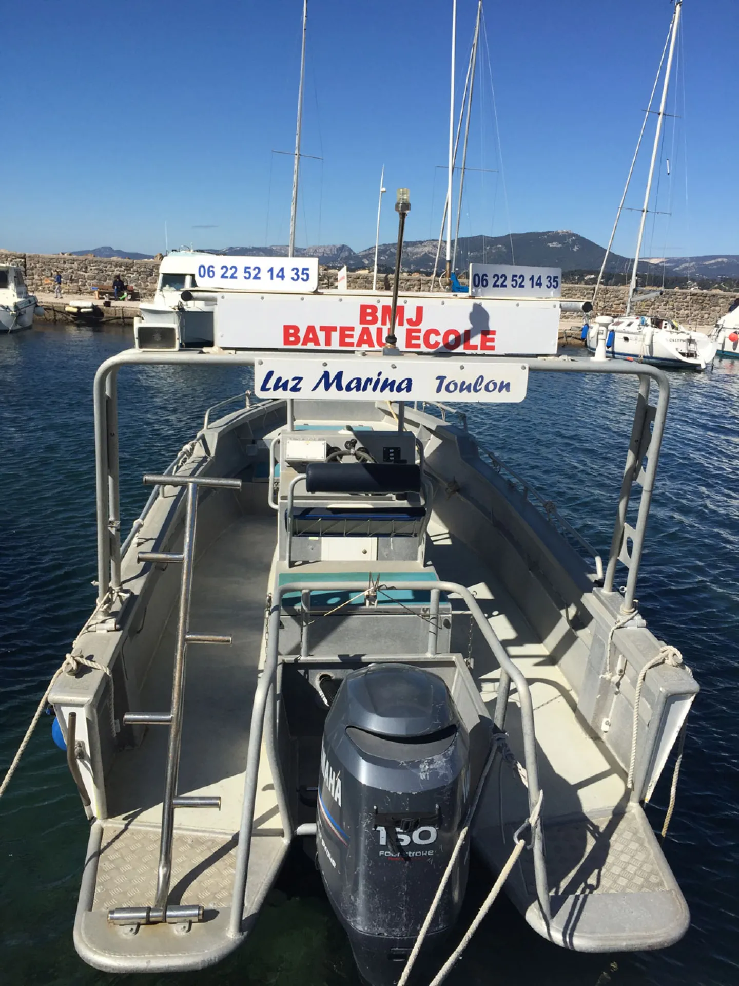 Cours en ligne pour préparer le permis côtier ou fluvial avec plateforme interactive et tests d’examen Rousseau Vagnon à Hyères