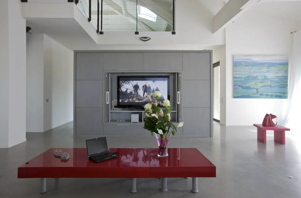 Réalisation d'un appartement loft contemporain au centre-ville d'Aix-en-Provence par l'agence Inspirations d'Intérieurs