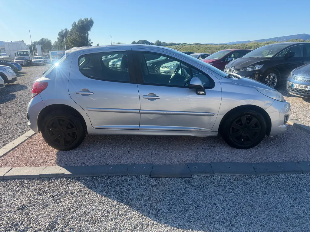 PEUGEOT 207 1.4 VTI 95CV ACTIVE 5 PORTES 