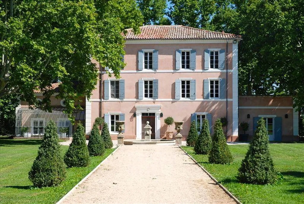 le château de la garde lieu de reception pour mariage et evenementiel