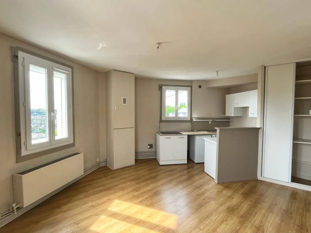 Situé au 484 rue de l'Église à Bois-Guillaume
