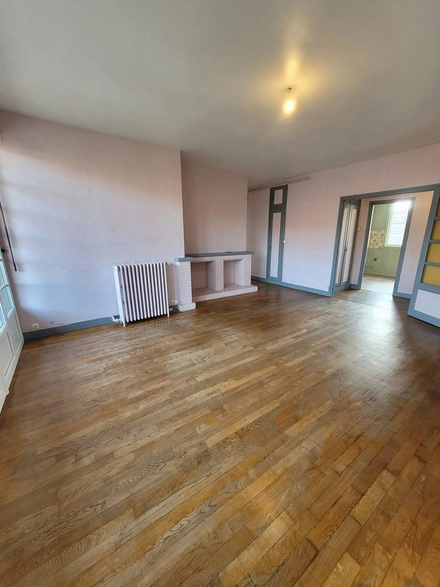 Appartement avec balcon Centre-ville LISIEUX