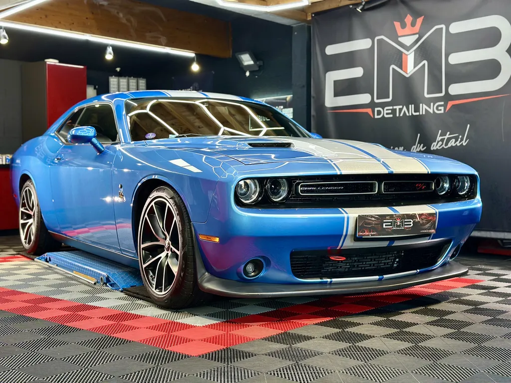 Traitement céramique , detailing Dodge Challenger spécialiste sur Vaugneray 