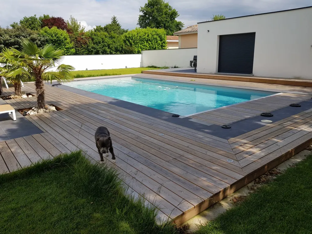 Terrasse en bois de 60m² sur mesure en pin pas cher chez un particulier à Mérignac proche Bordeaux Caudéran