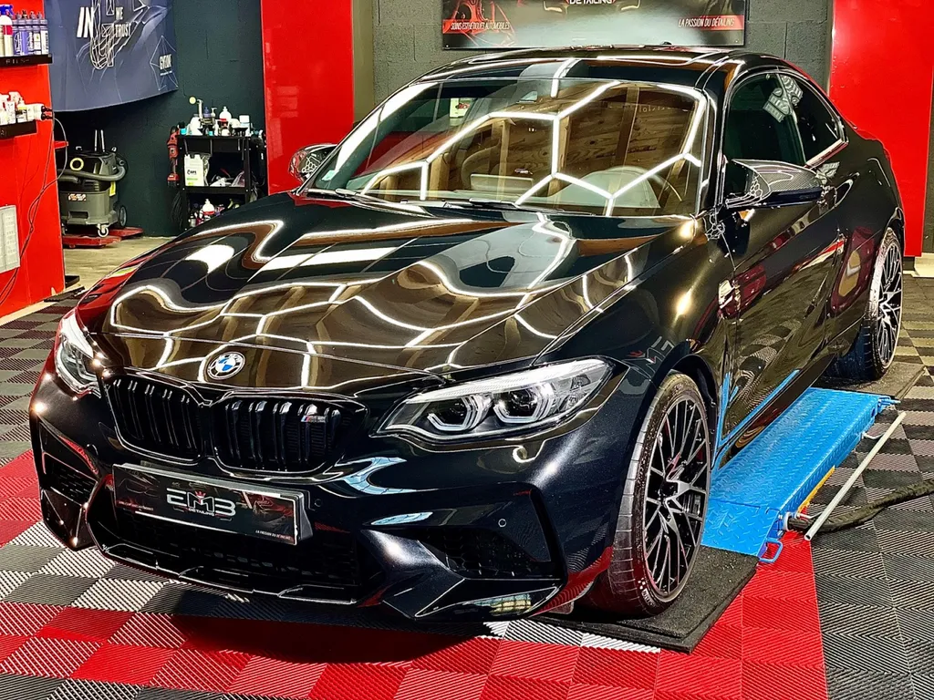 Protection carrosserie Lyon Bmw M2 compétition traitement céramique protection carrosserie PPF 