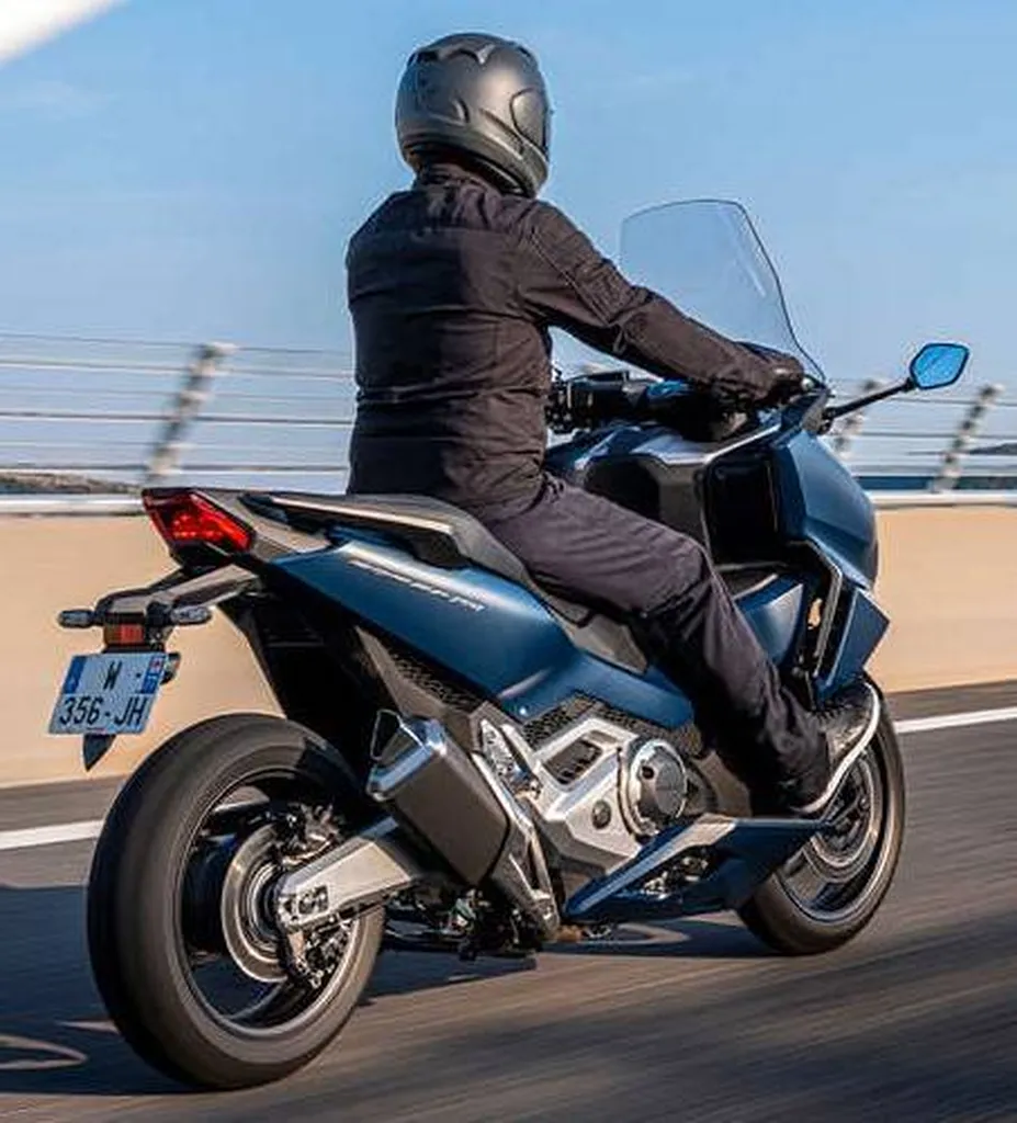 SCOOTER NEUF HONDA FORZA 750 BANDOL