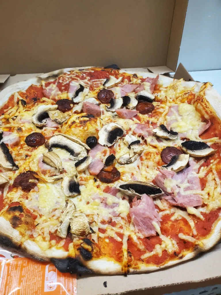 reine chez presto pizza salon