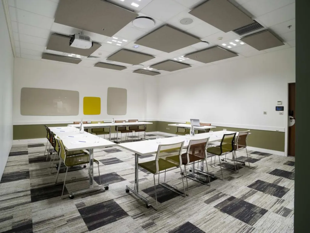 photographe hôtel Novotel salle de réunion implantation en U