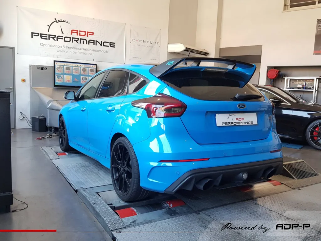 Ford Focus 3 RS Bleu banc de puissance