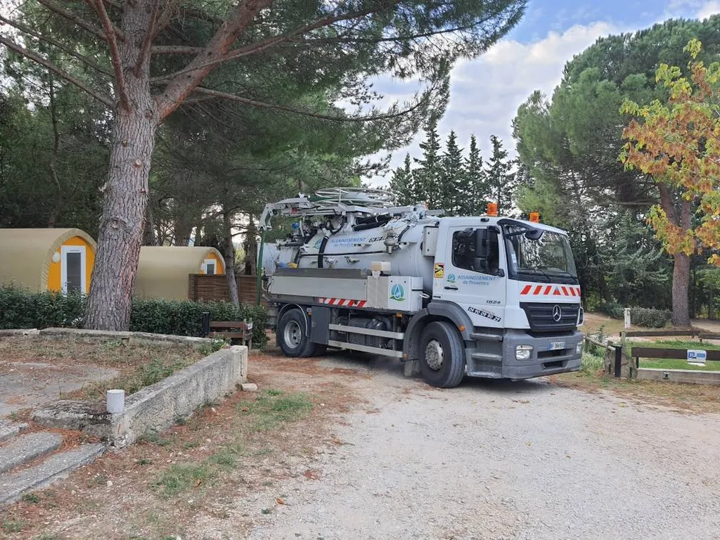 Vidange de fosse septique à Cucuron