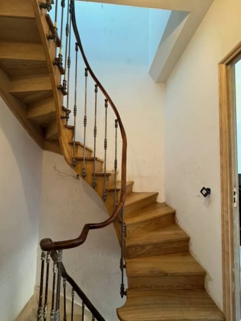 Escalier à l'anglaise en Chêne sur Bordeaux Centre