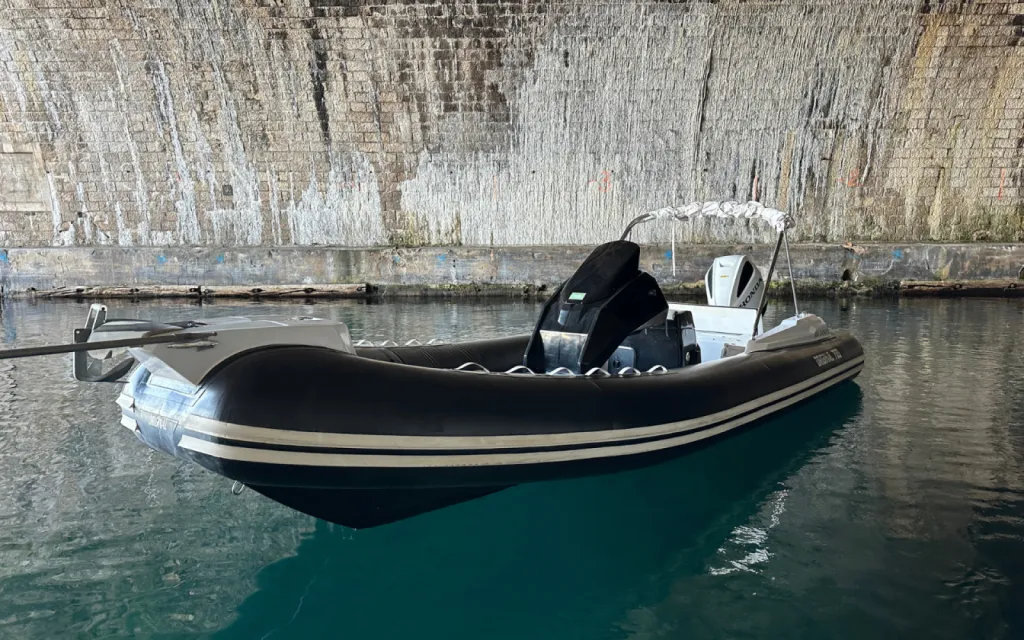 ORIGINAL RIB 700 – Semi-rigide d’occasion disponible à Six-Fours-les-Plages
