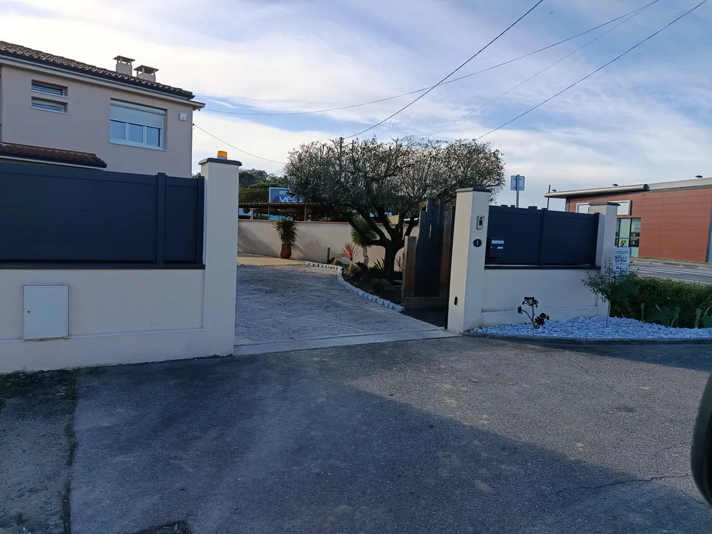 Grands travaux d'aménagement paysager à Cornebarrieu proche de Toulouse, avec évacuation de près de 40 tonnes de terre !