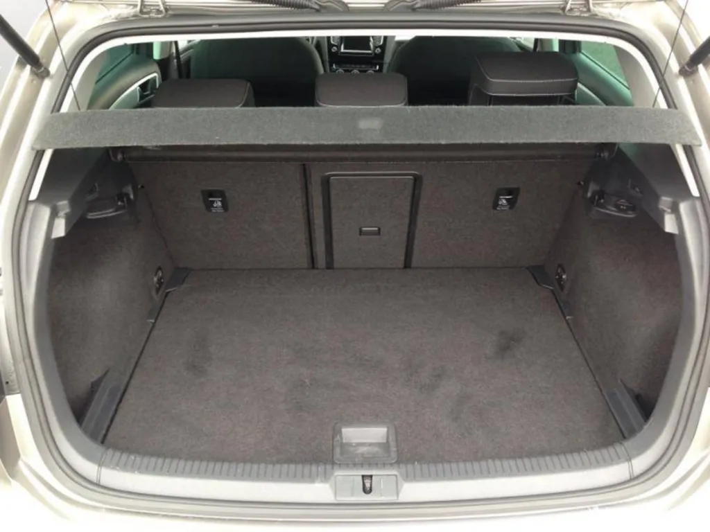 A VENDRE VOLKSWAGEN GOLF 1.6 TDI 105 BLUEMOTION TECHNOLOGY FAP CONFORTLINE BUSINESS DSG7, PLAISANCE DU TOUCH PROCHE DE TOULOUSE ET TOURNEFEUILLE